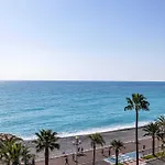 Fair-conditioned Seafront - Nice