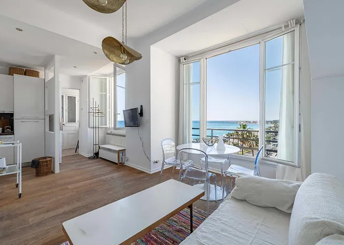 Fair-conditioned Seafront - Appartement Nice
