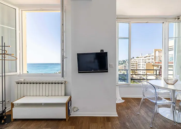 Fair-conditioned Seafront - Appartement *